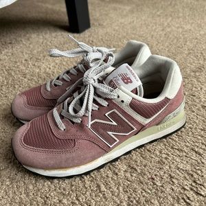 Excellent Condition New Balance 574s